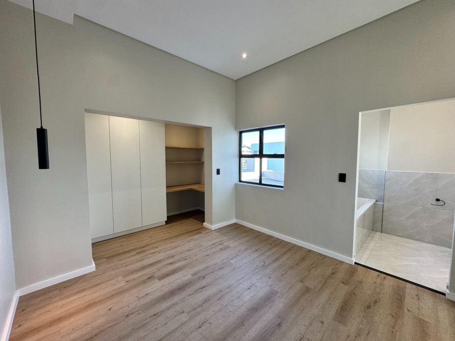 3 Bedroom Property for Sale in Sandown Western Cape